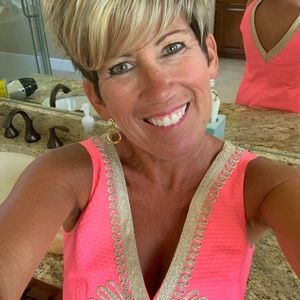 Meet your Posher, Angie